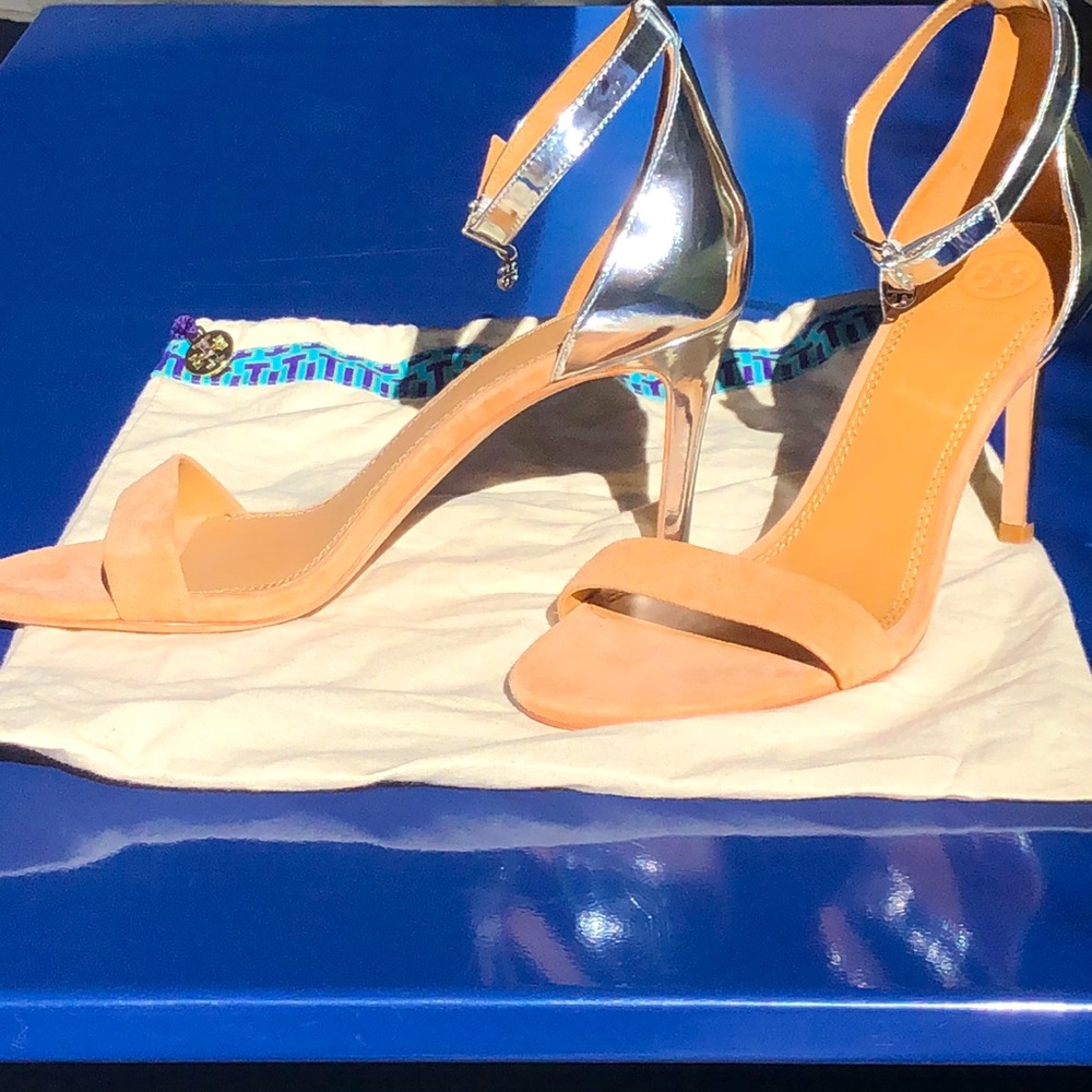 NWOT Tory Burch Heels